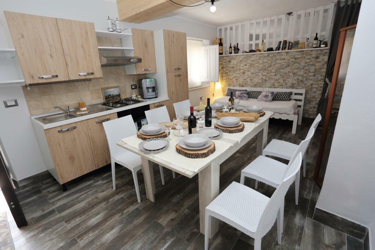 Casa Del Cicloturista Apartment Santadi Luaran gambar