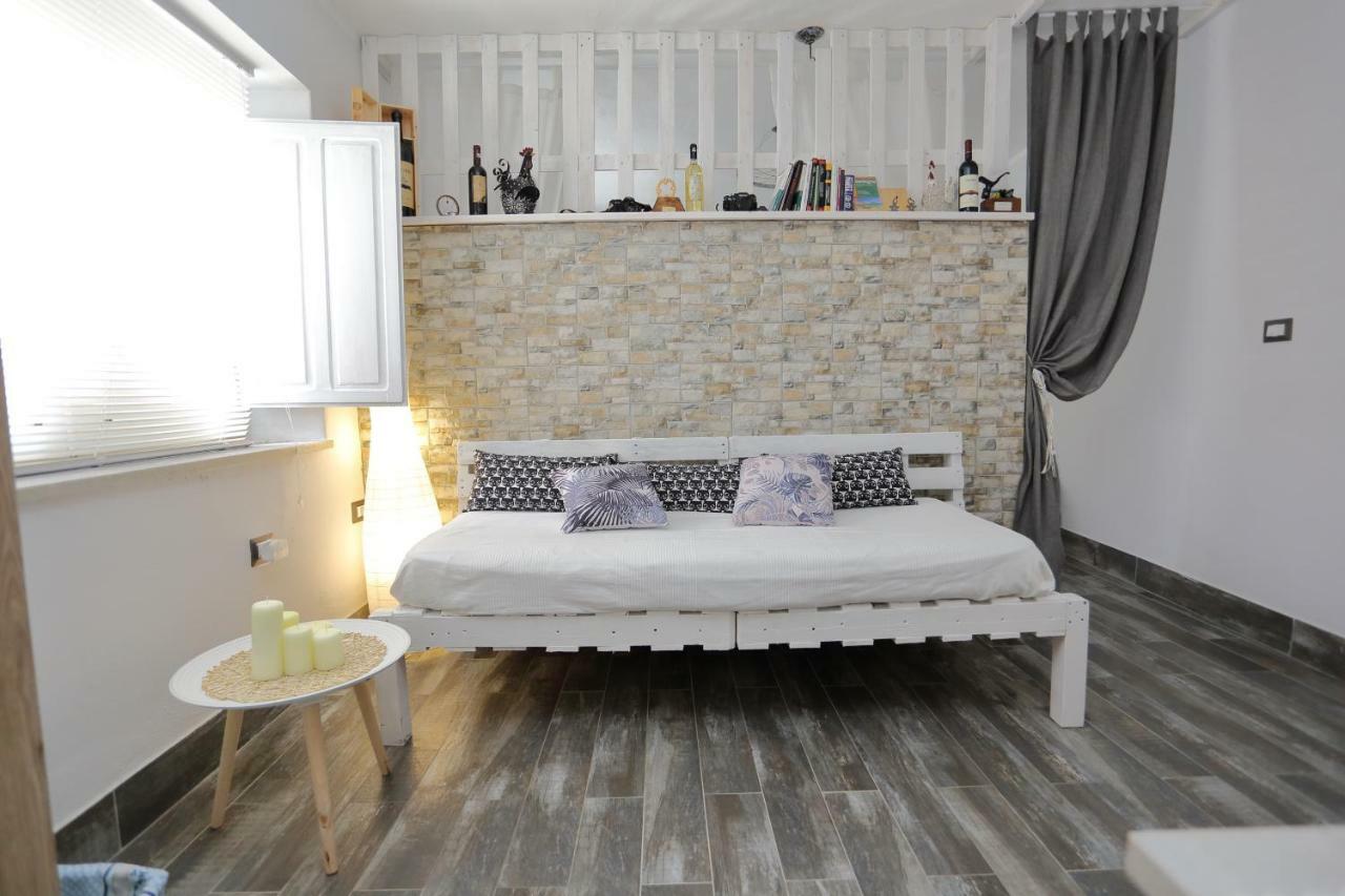 Casa Del Cicloturista Apartment Santadi Luaran gambar