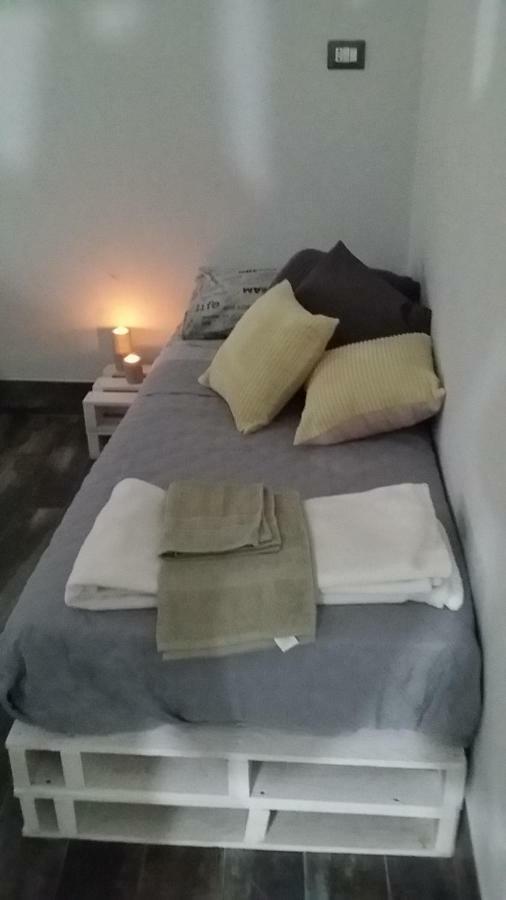 Casa Del Cicloturista Apartment Santadi Luaran gambar