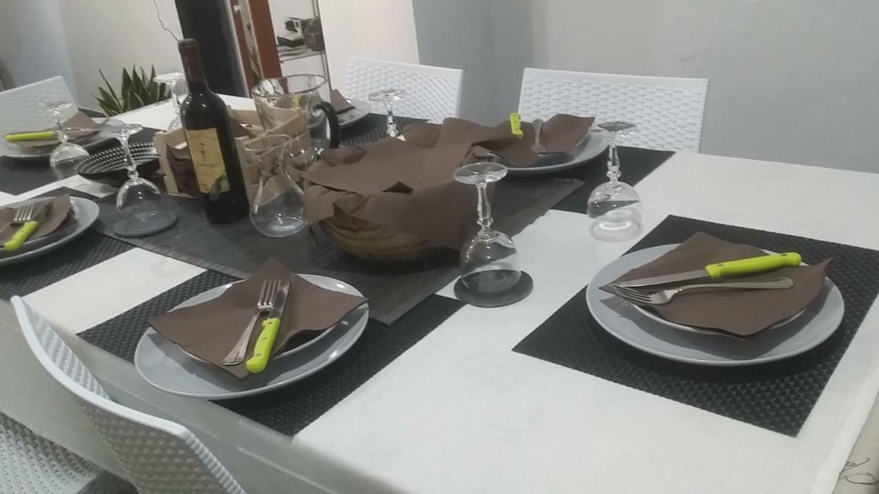 Casa Del Cicloturista Apartment Santadi Luaran gambar